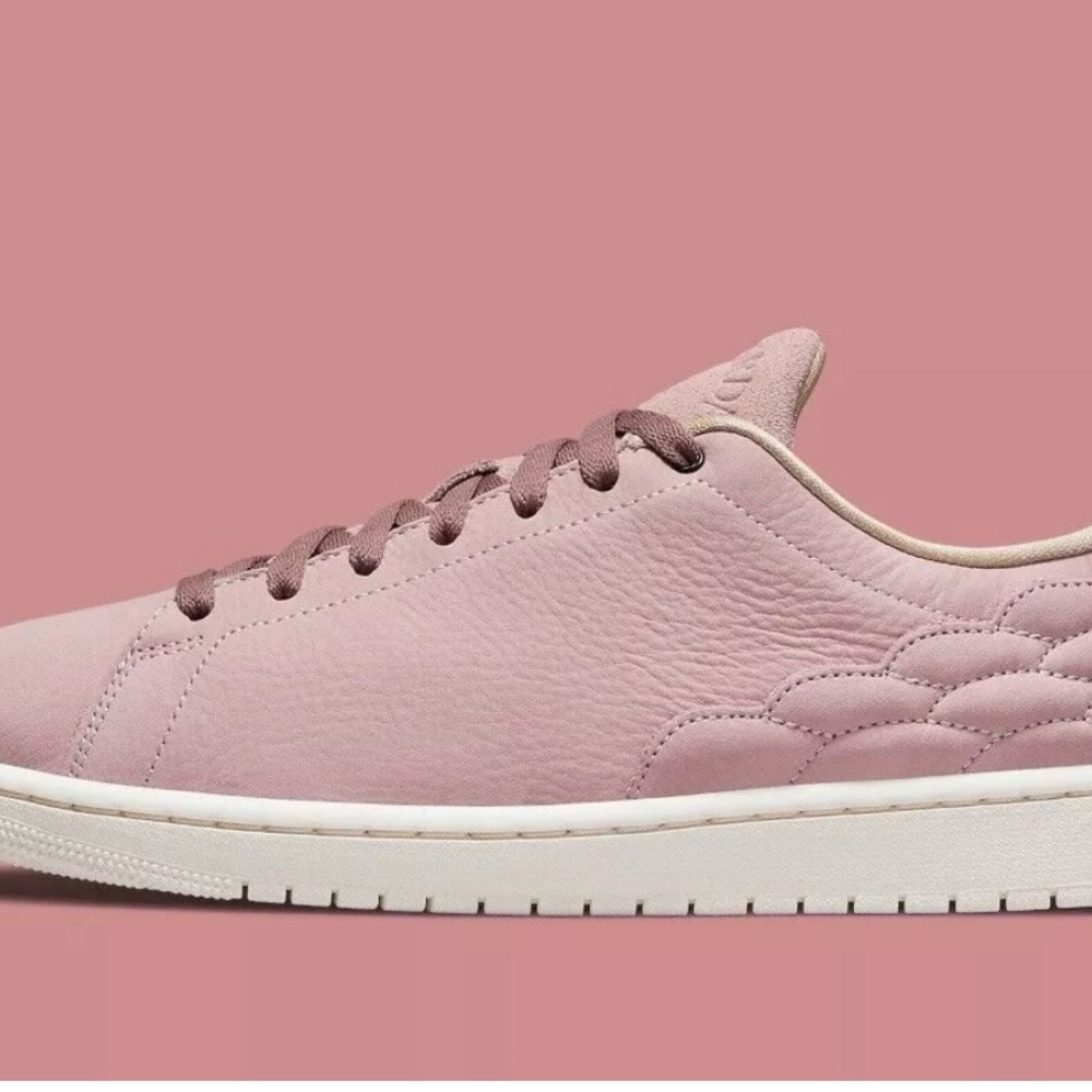 COPY - Air Jordan - Centre Court - Pink - 10